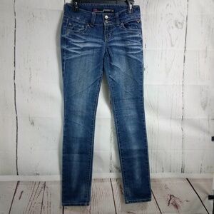 Grane Kim Low Rise Curvy Skinny Jeans Juniors 3